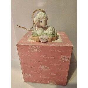 2006 Vintage Precious Moments Wishing "Ewe Sweet Christmas Dreams With Box